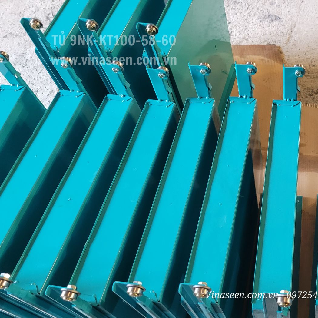 Tủ đựng dụng cụ đồ nghề 9 ngăn kéo, đặt cố định.