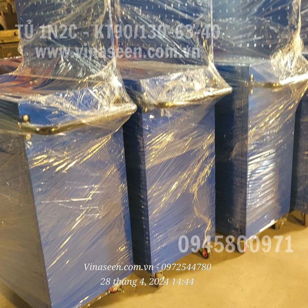 Tủ đựng dụng cụ đồ nghề 1 ngăn kéo 2 cánh, có vách treo dụng cụ.