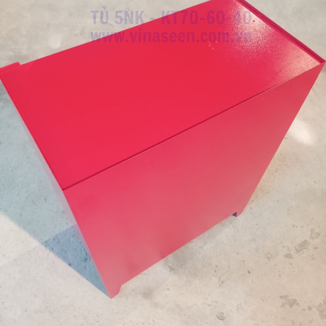 Tủ đựng dụng cụ đồ nghề 5 ngăn kéo, đặt cố định.