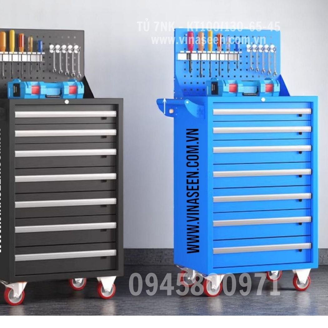Tủ đựng dụng cụ đồ nghề 7 ngăn kéo, có vách treo dụng cụ và bánh xe di chuyển.
