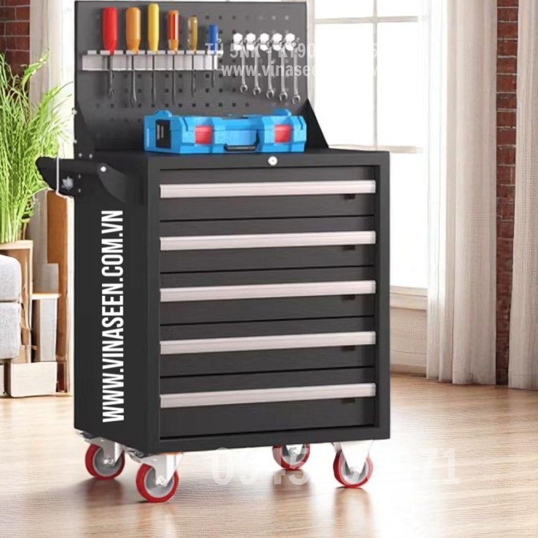 Tủ đựng dụng cụ đồ nghề 5 ngăn kéo, có vách treo dụng cụ và bánh xe di chuyển.