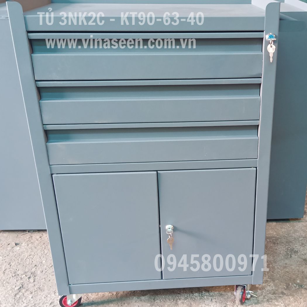 Tủ đựng dụng cụ đồ nghề 3 ngăn kéo 2 cánh, có bánh xe di chuyển.