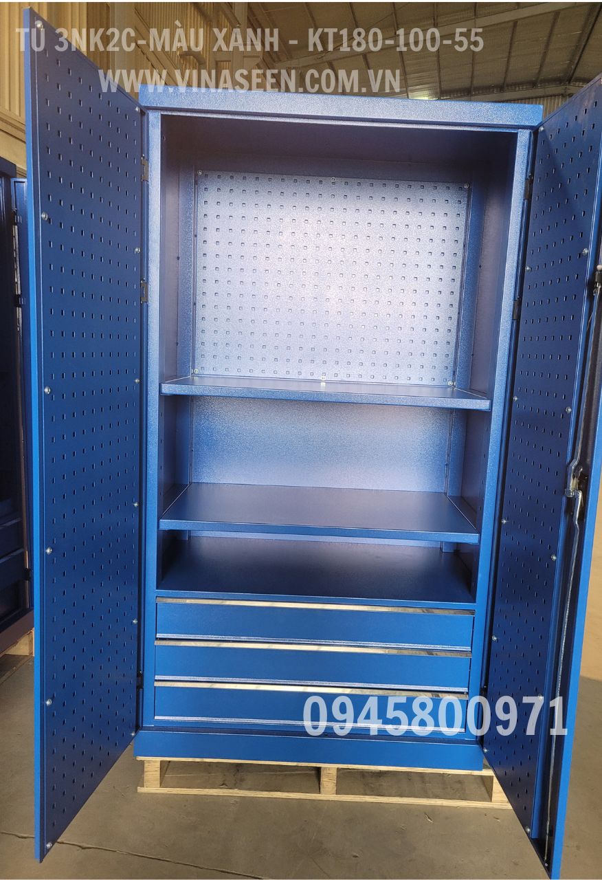 Tủ đựng dụng cụ đồ nghề 3 ngăn kéo 2 cánh, màu xanh, đặt cố định.