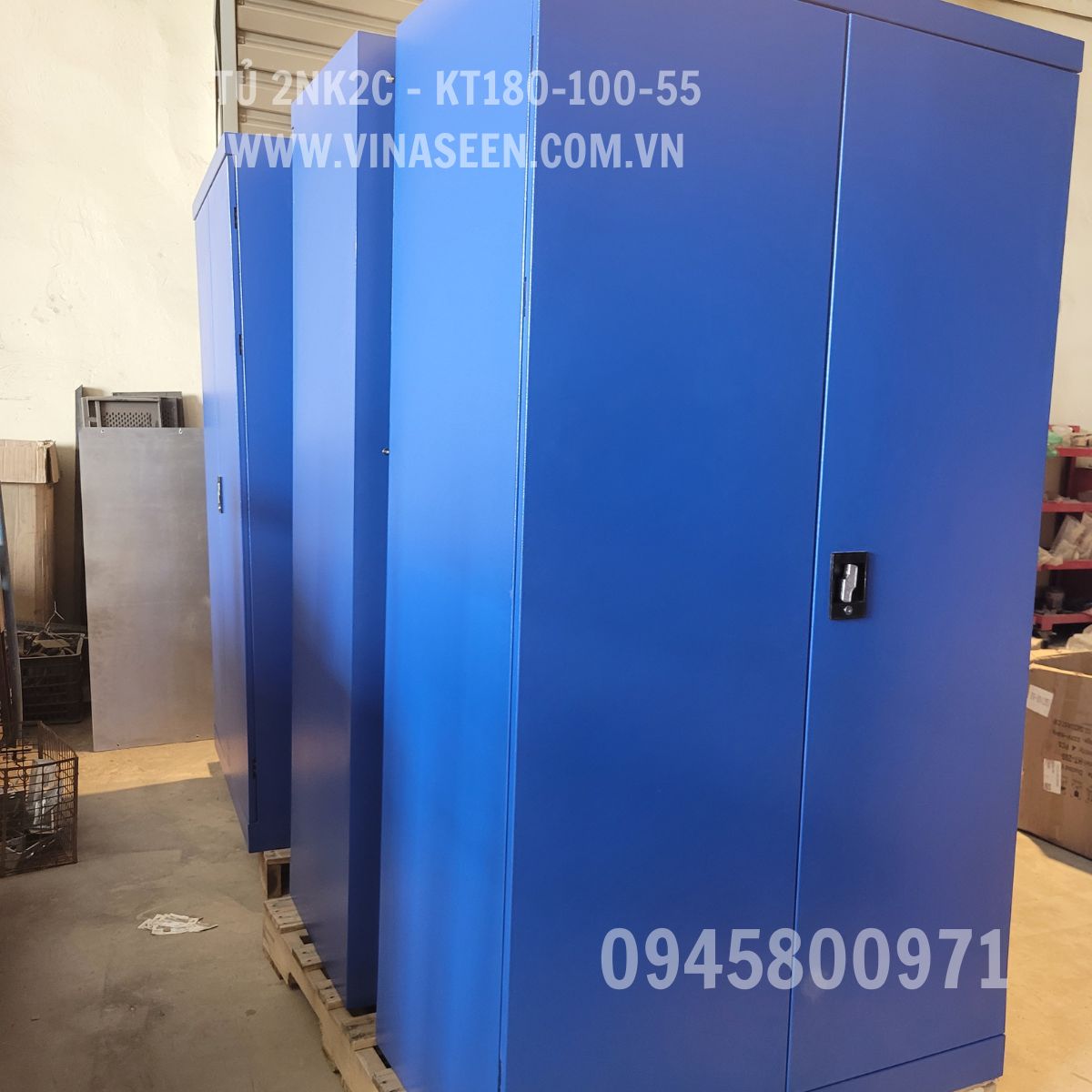 Tủ đựng dụng cụ đồ nghề 2 ngăn kéo 2 cánh, đặt cố định.