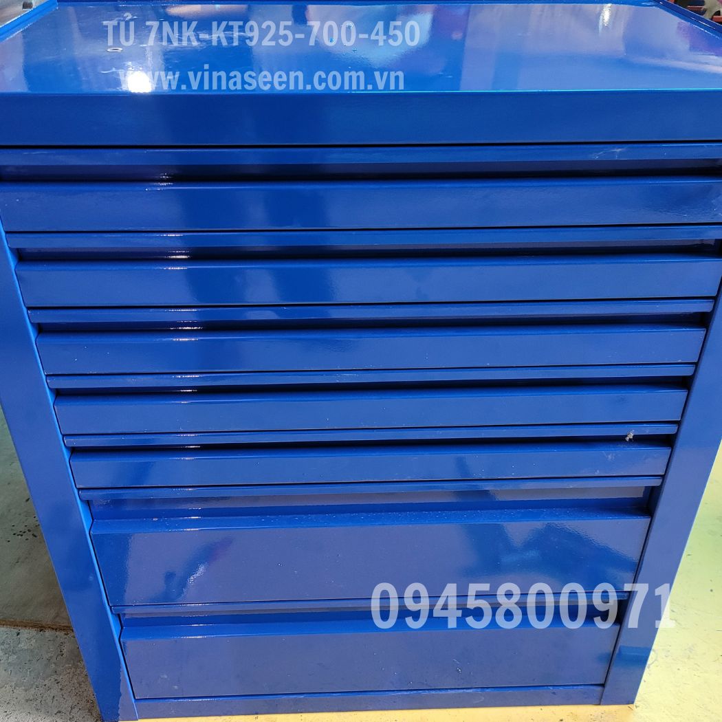 Tủ đựng dụng cụ đồ nghề 7 ngăn kéo, có bánh xe di chuyển.