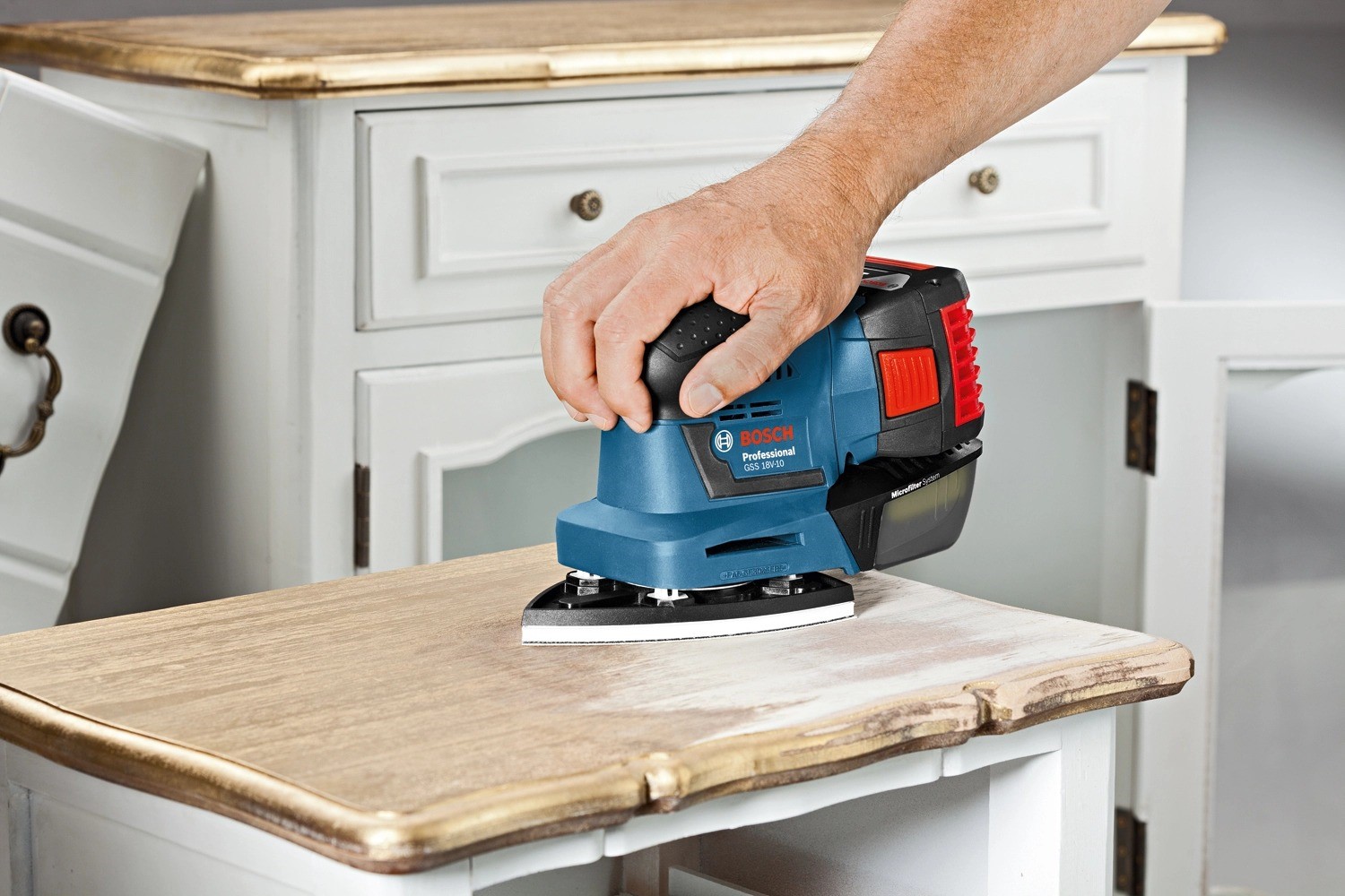 Máy chà nhám dạng tròn dùng pin Bosch GSS 18 V-LI Professional (SOLO) MỚI